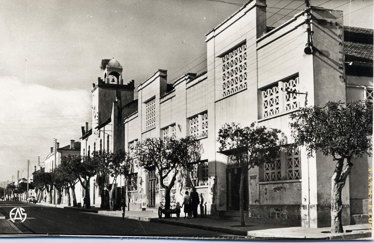 Sainte Barbe du Tlelat 513- Marche- Salle fetes COLLECTION DES AMIS DE ND DE SANTA CRUZ.jpg